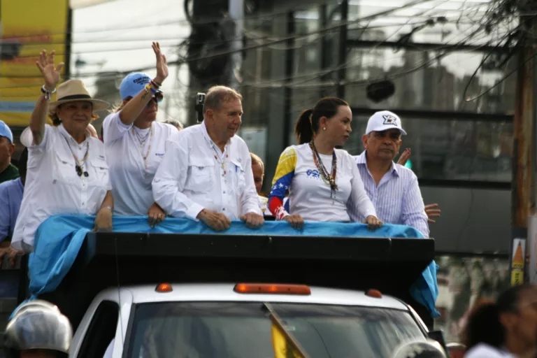 Abschluss Wahlkampf González und María Corina Machado, Juli 24