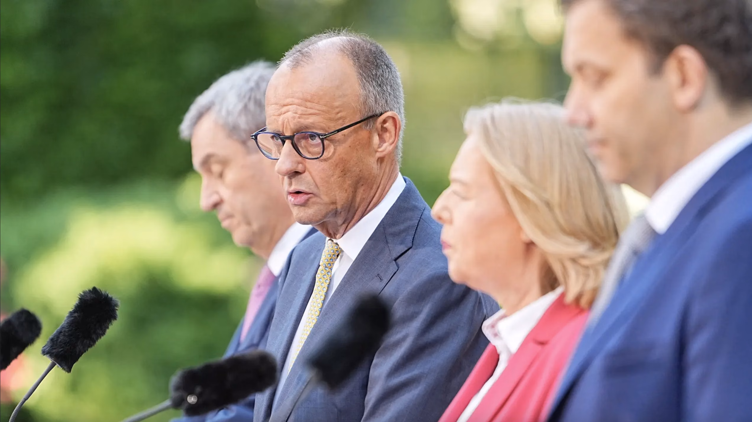Pressekonferenz zum Reformpaket der Bundesregierung